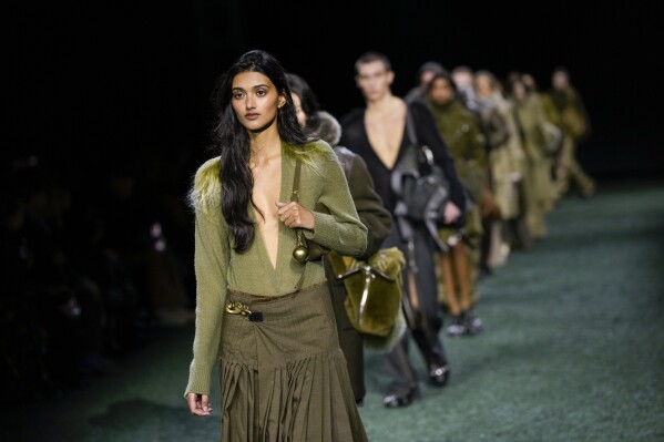 Naomi Campbell walks for star-studded Burberry show at London